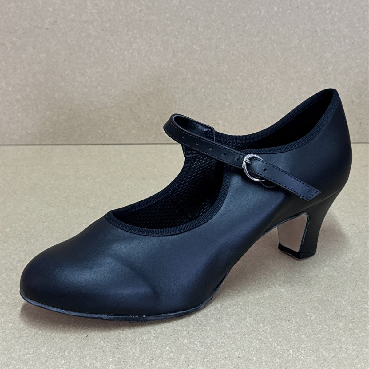 2" Show Shoe - Size 7 (TP4)