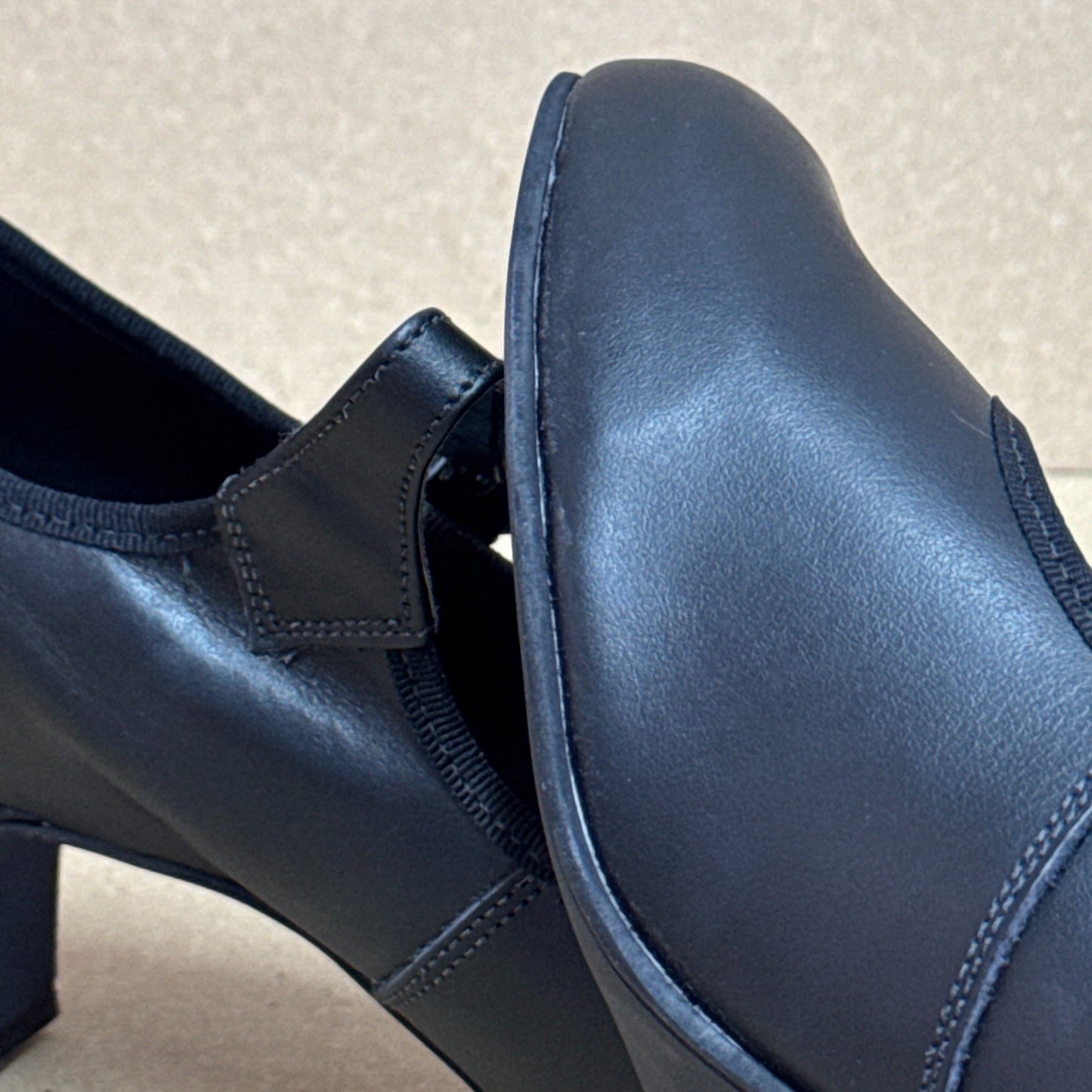 2" Show Shoe - Size 6H (TP1)