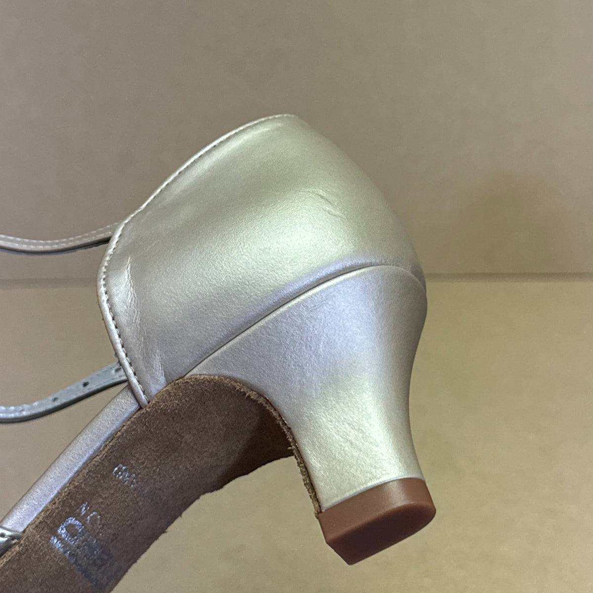 Nancy Champagne Gold - Size 5 (DSL12)