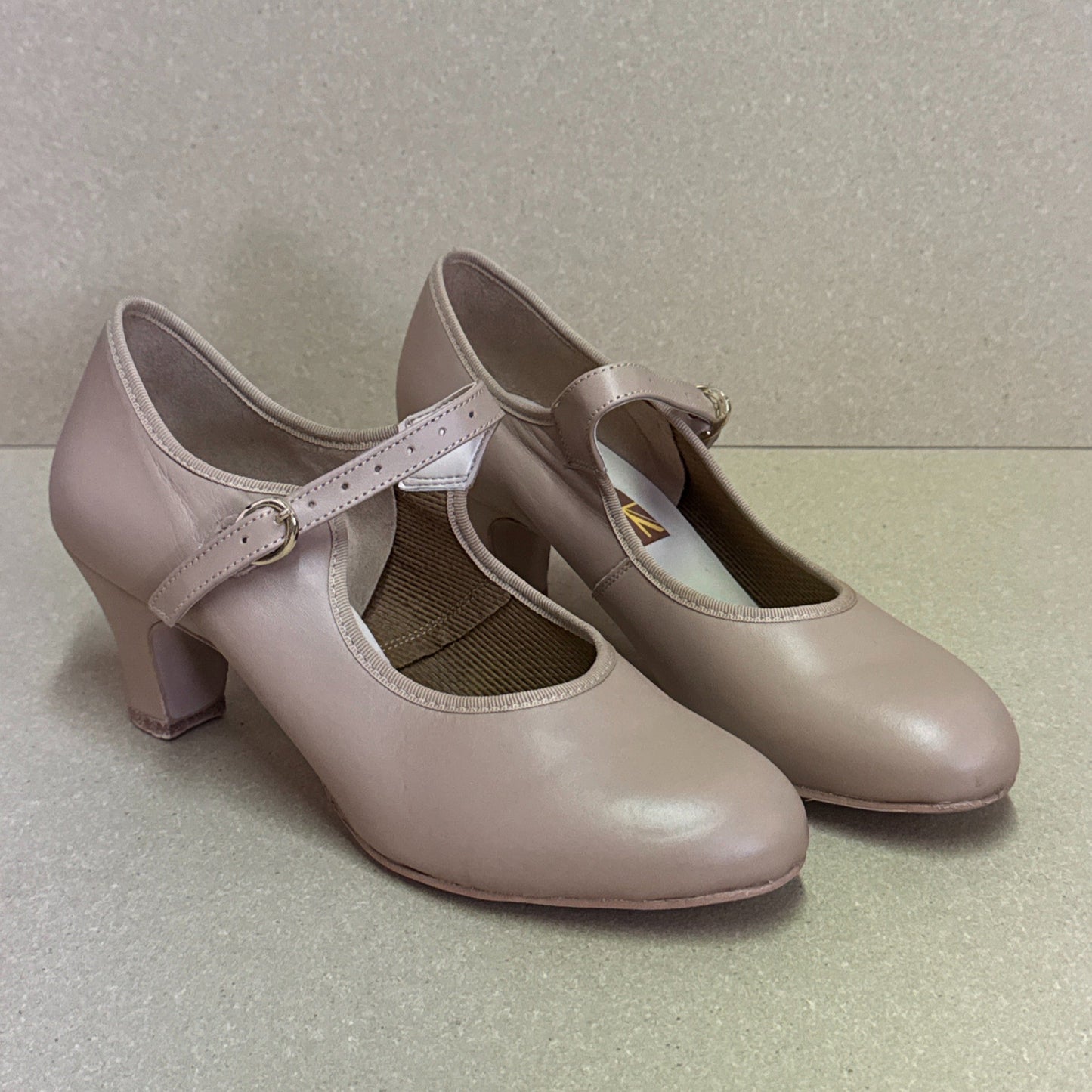 2" Show Shoe (Tan) - Size 5H (TP3)