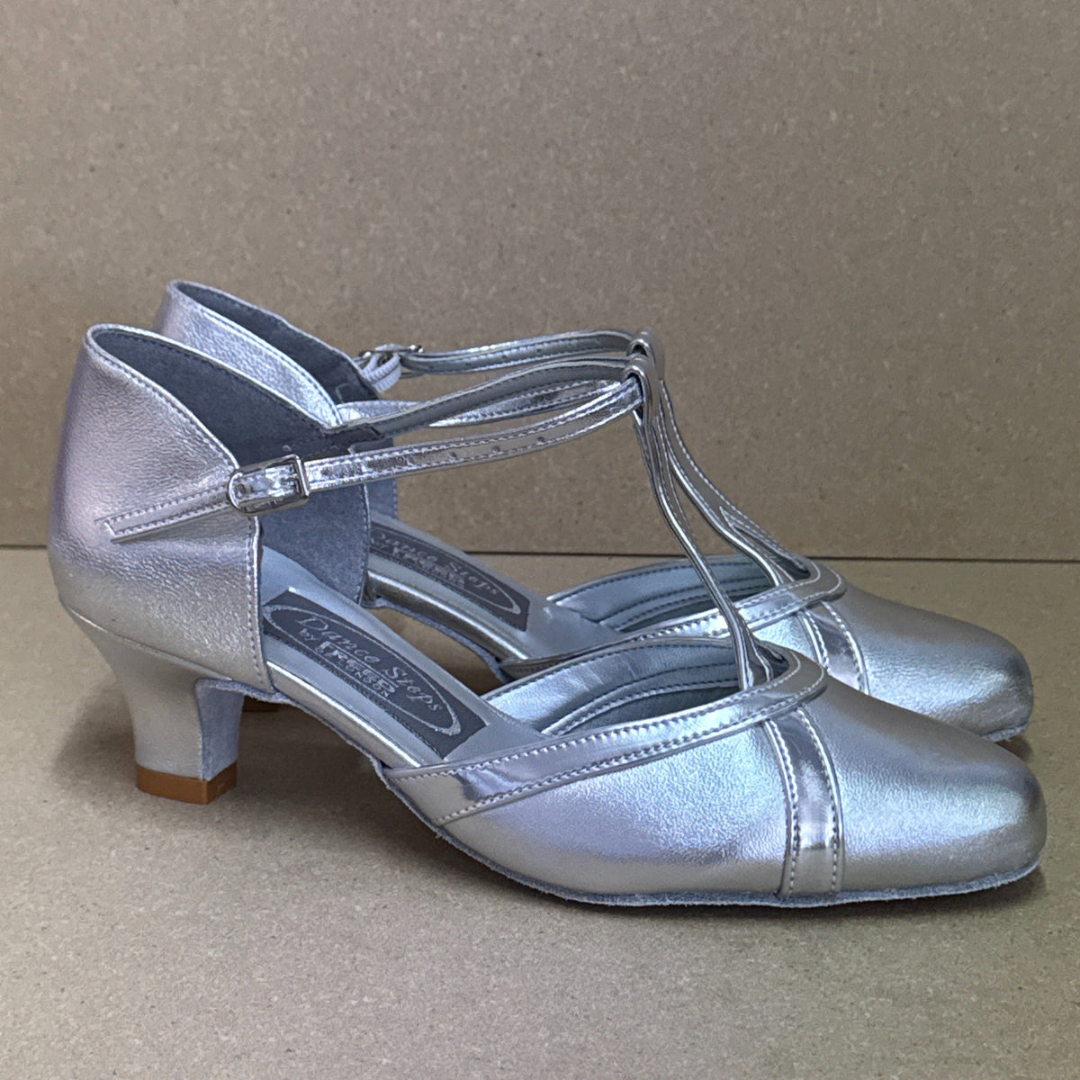 Nancy Silver - Size 4 (DSL10)