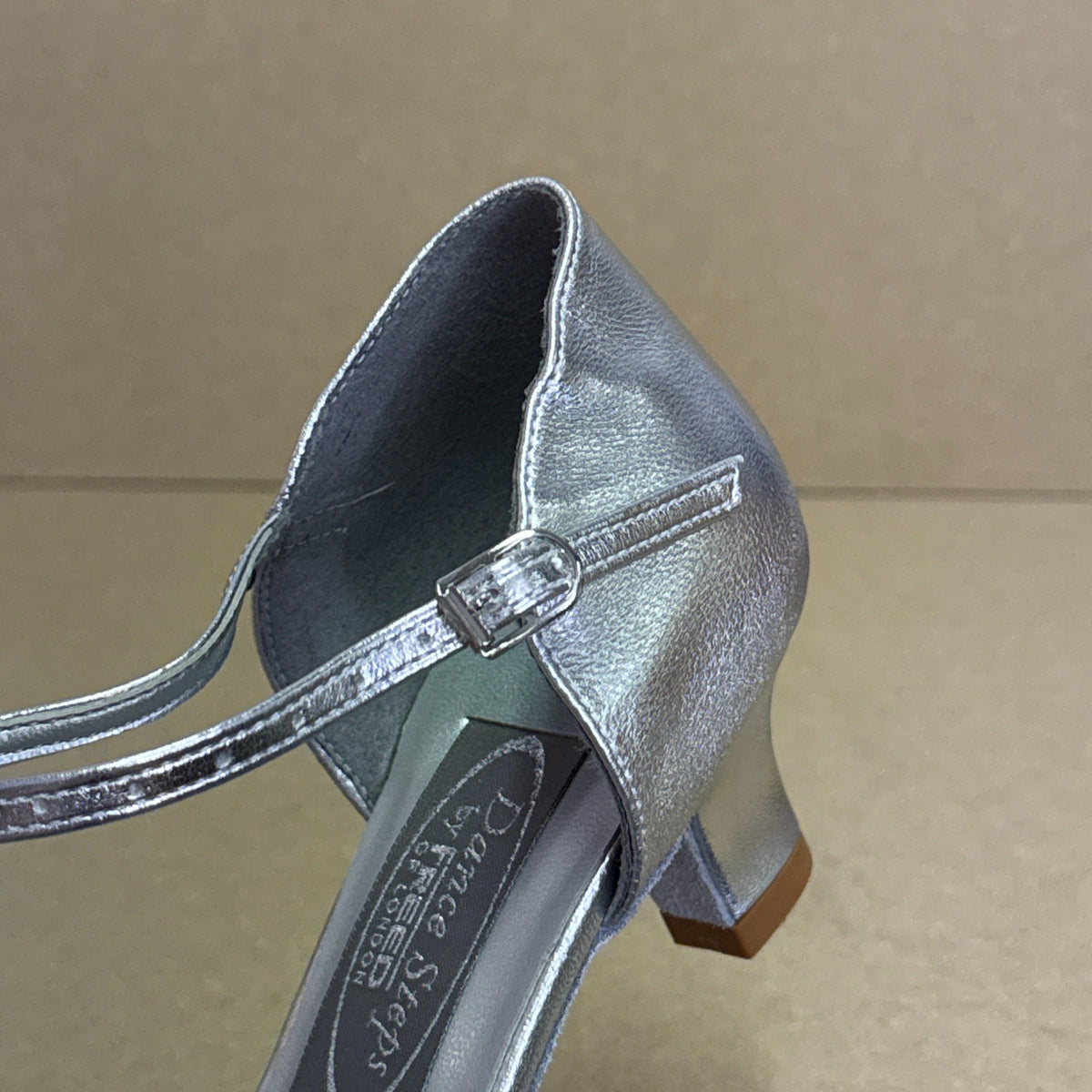 Nancy Silver - Size 4 (DSL10)