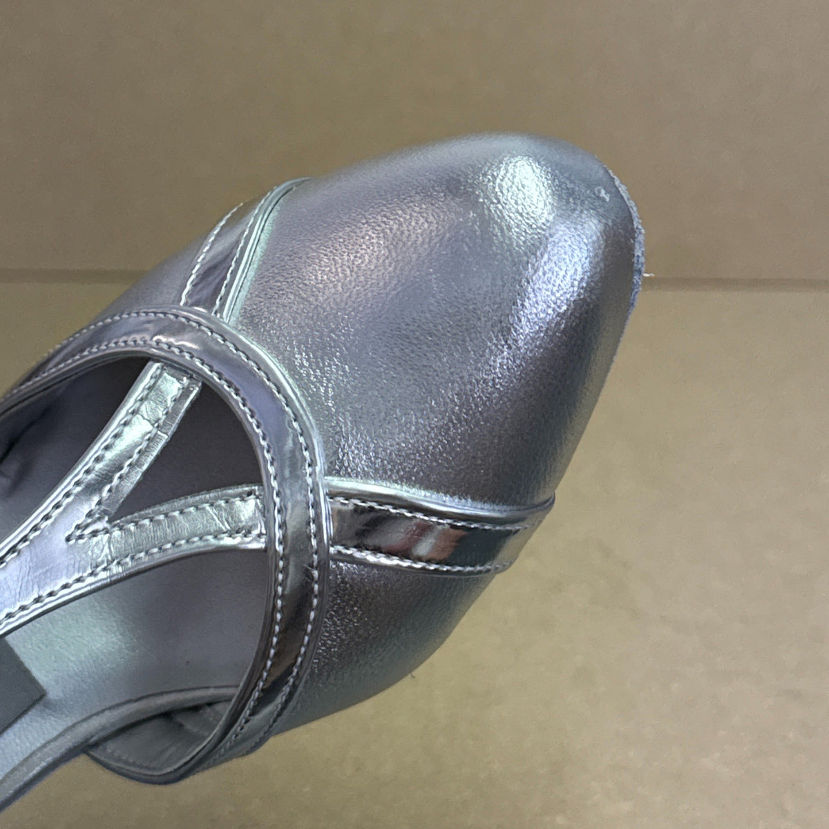 Nancy Silver - Size 4 (DSL10)