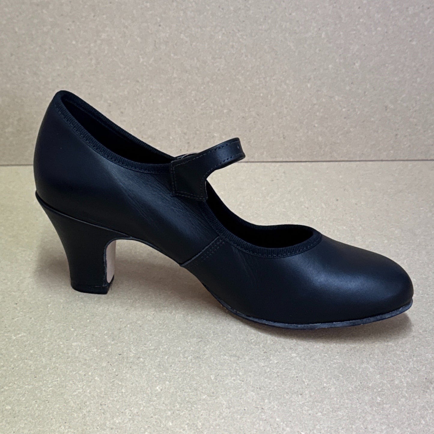 2" Show Shoe - Size 4 (TP7)