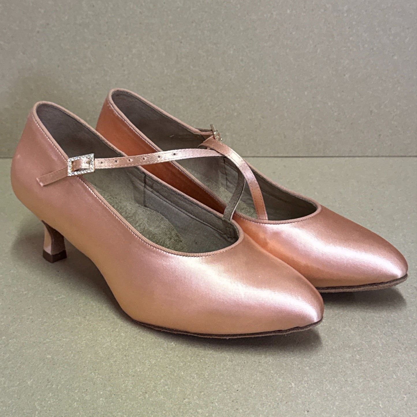 Clara - Size 5H (LB5)