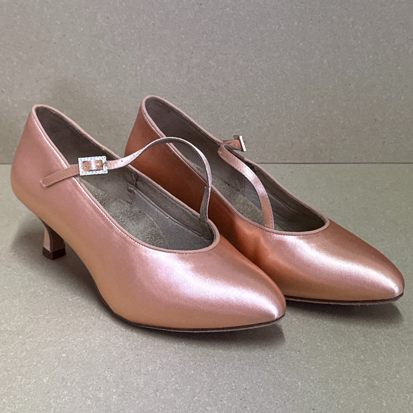 Clara - Size 5 (LB6)