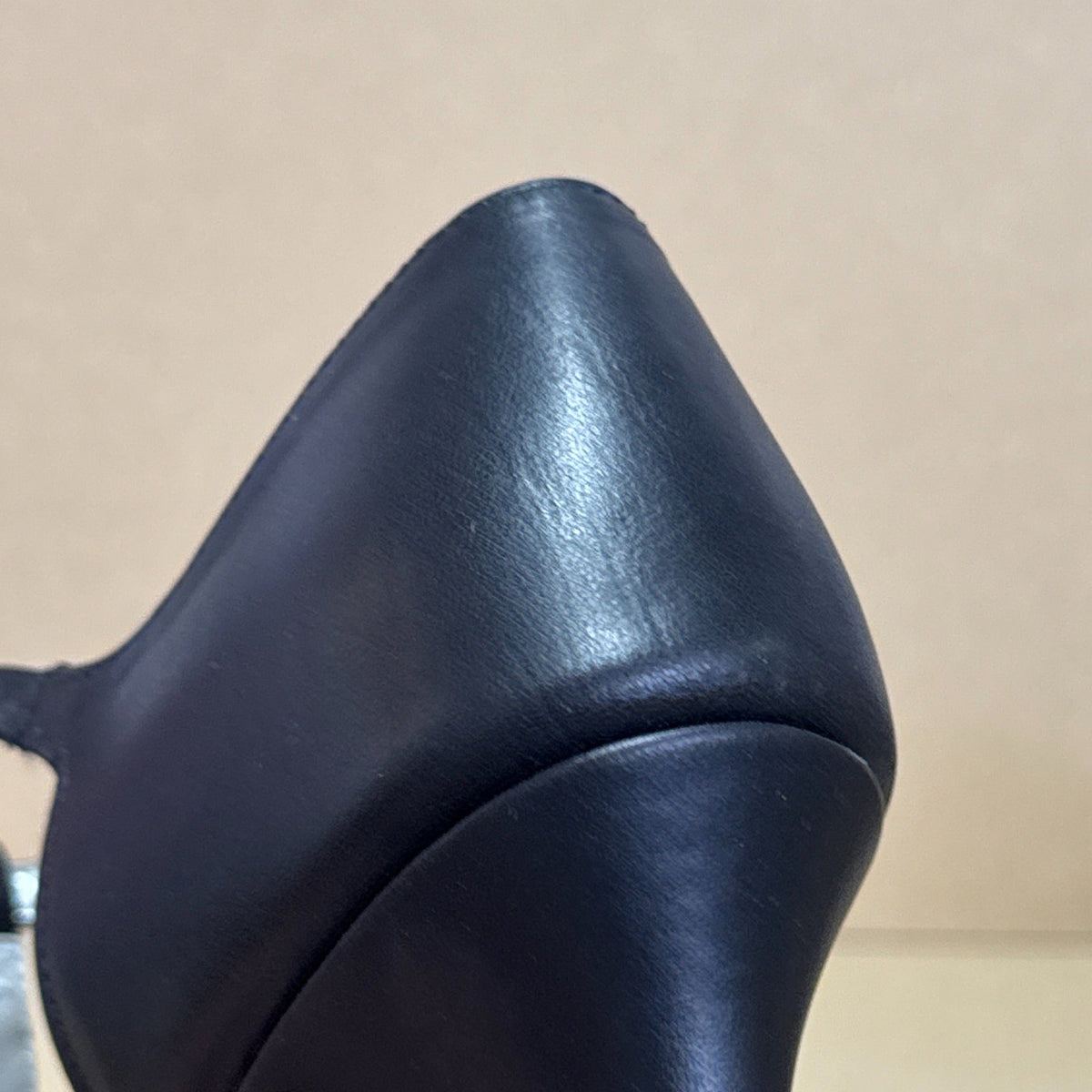 Topaz Black - Size 3H (DSL1)