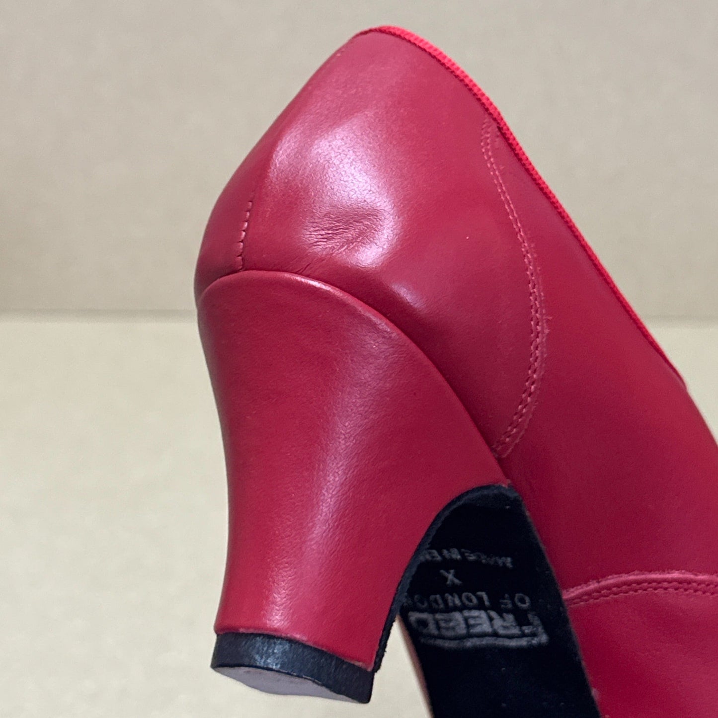 Roma Red - Size 6 (TP15)