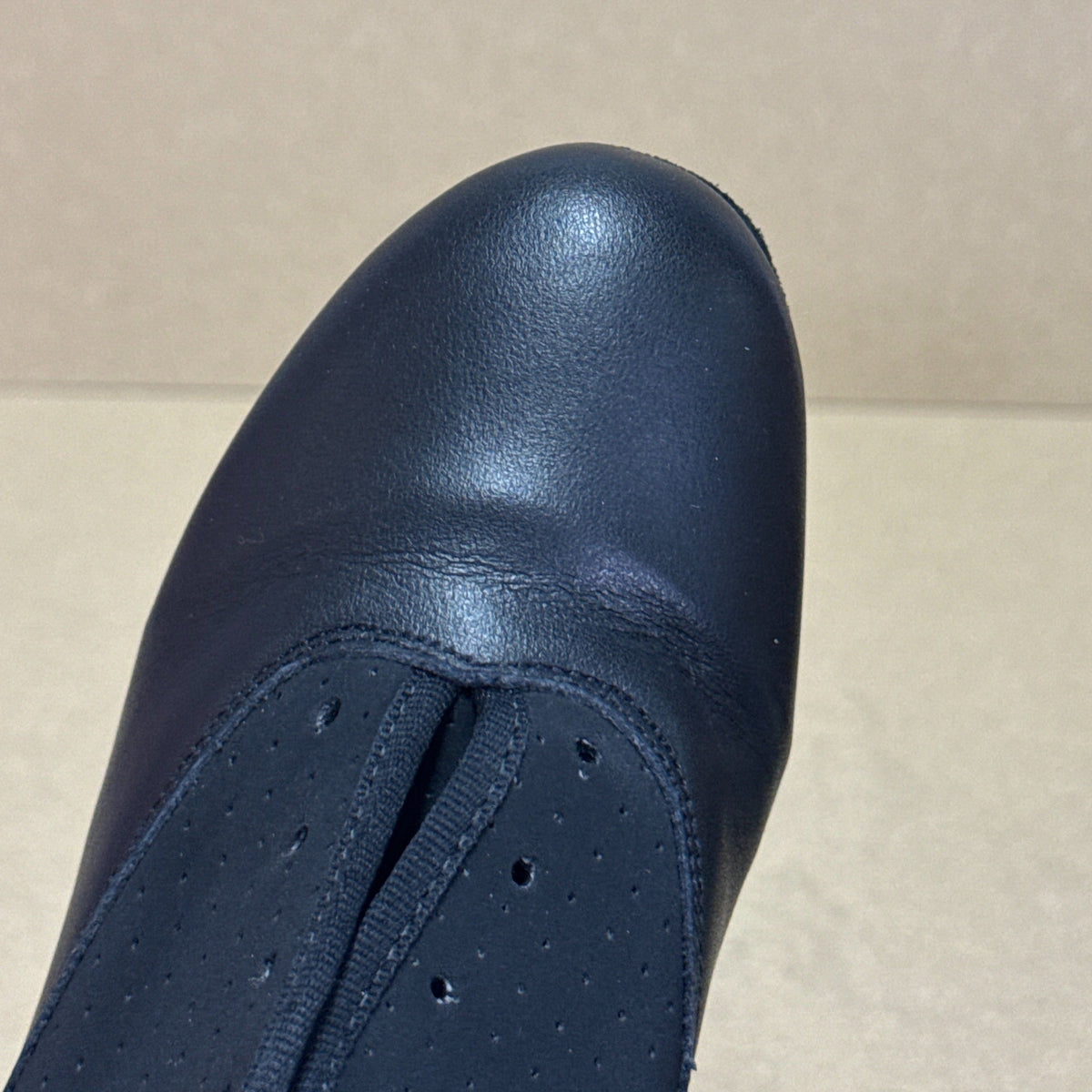 Roma Black - Size 5 (TP17)