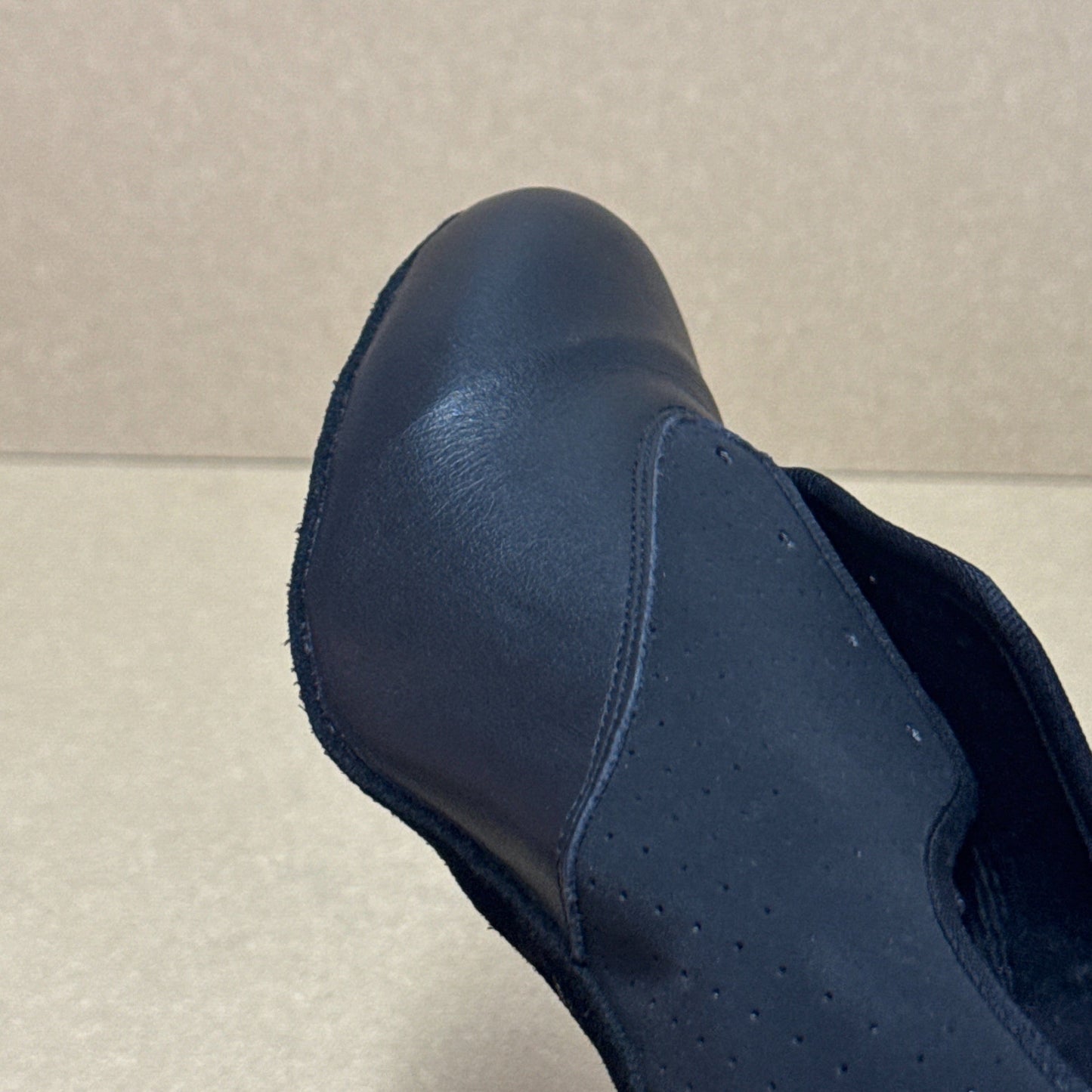 Roma Black - Size 5 (TP17)