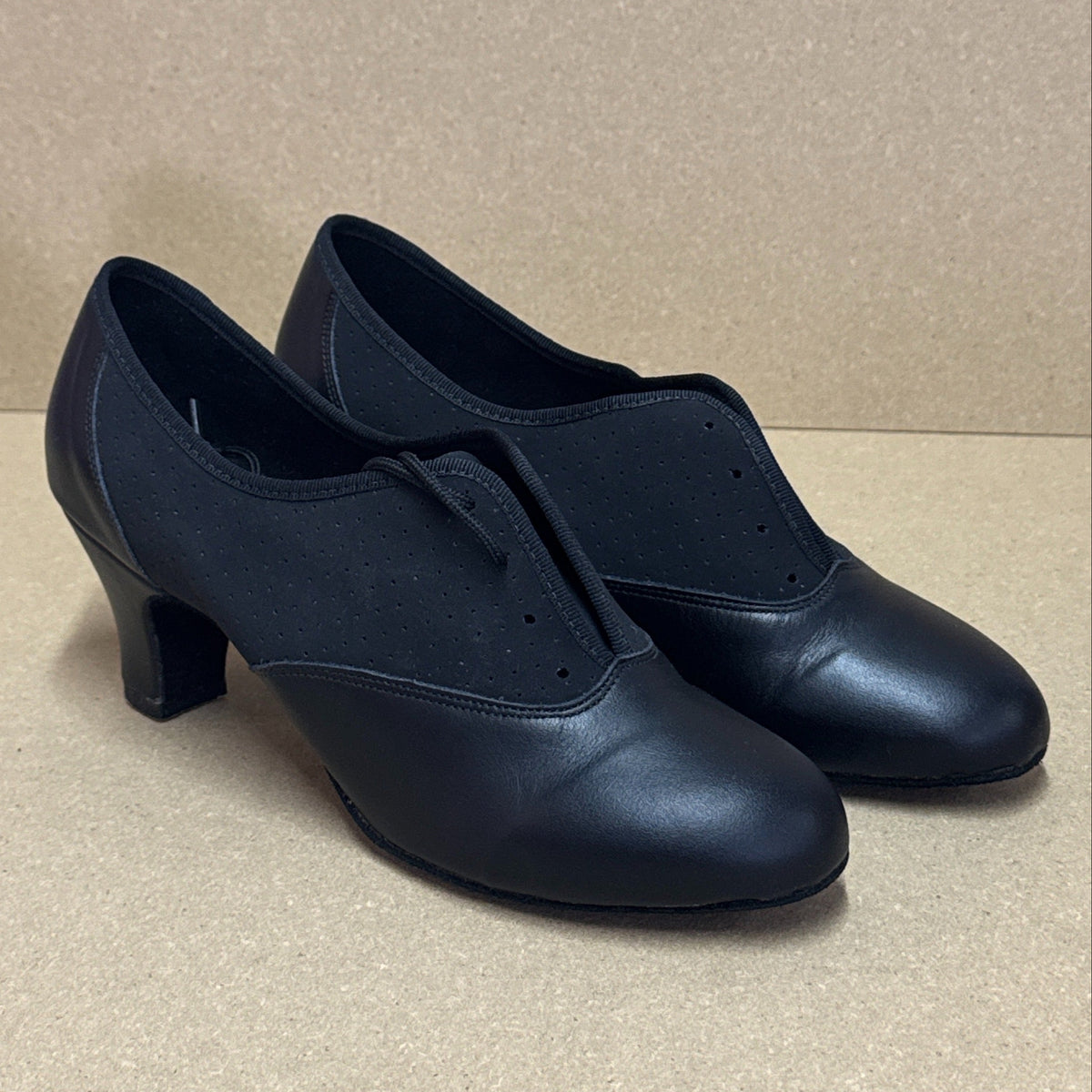Roma Black (Wide) - Size 5 (TP14)