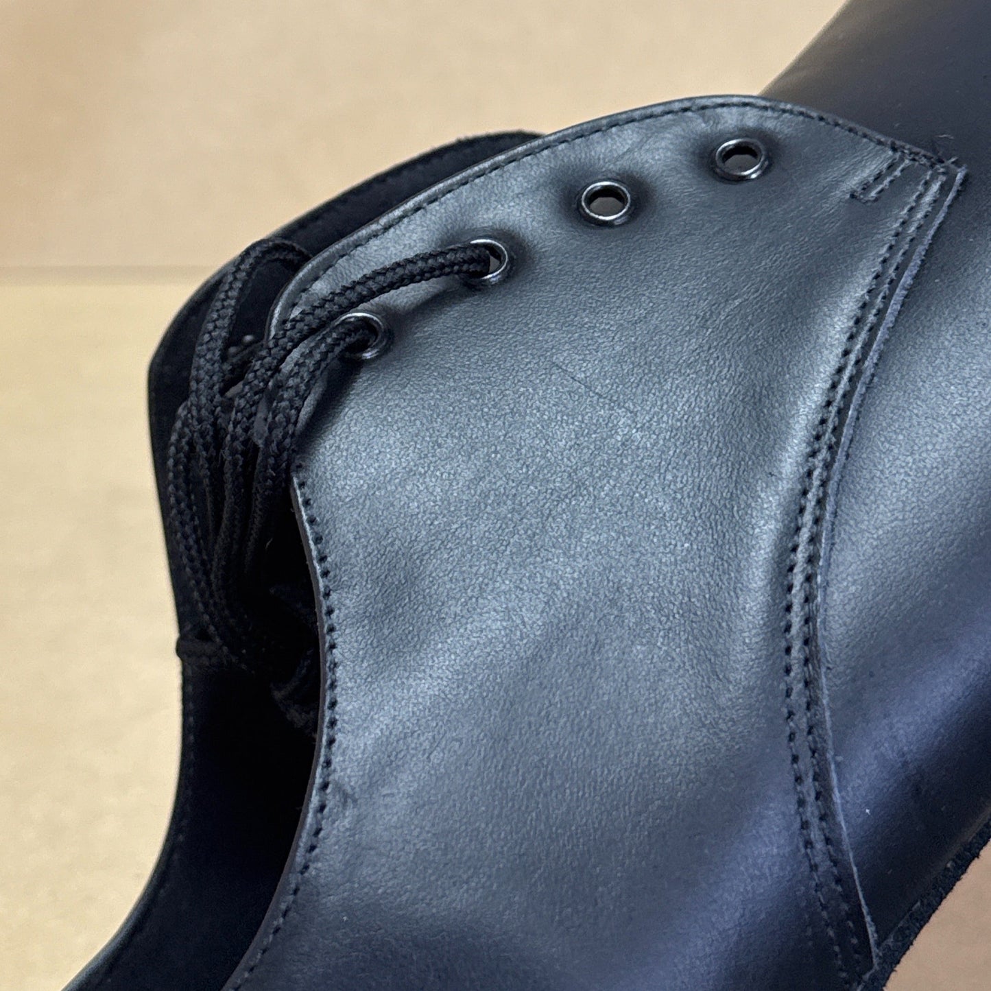 Kelly Black Leather - Size 9 (DSM4)