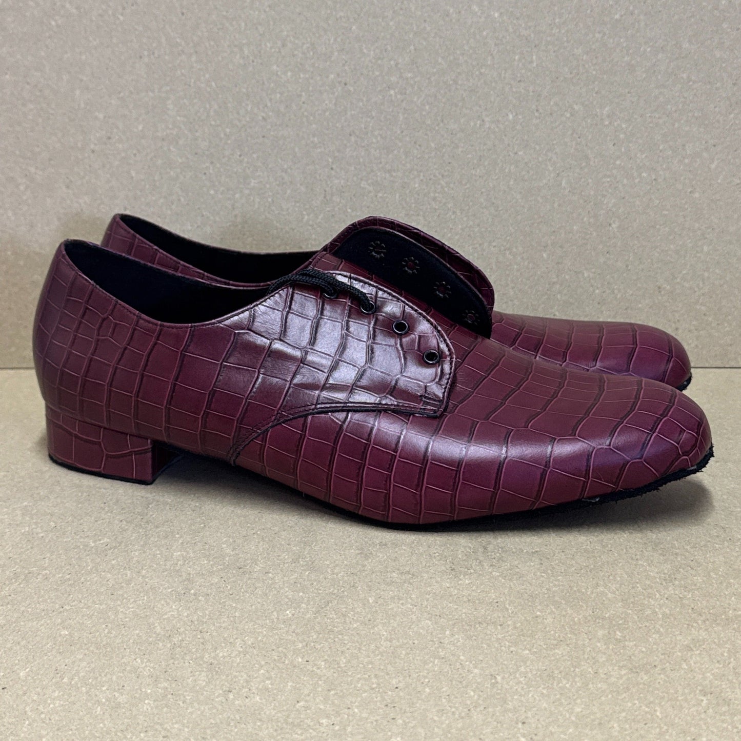 Kelly Burgundy Croc - Size 10 (DSM7)
