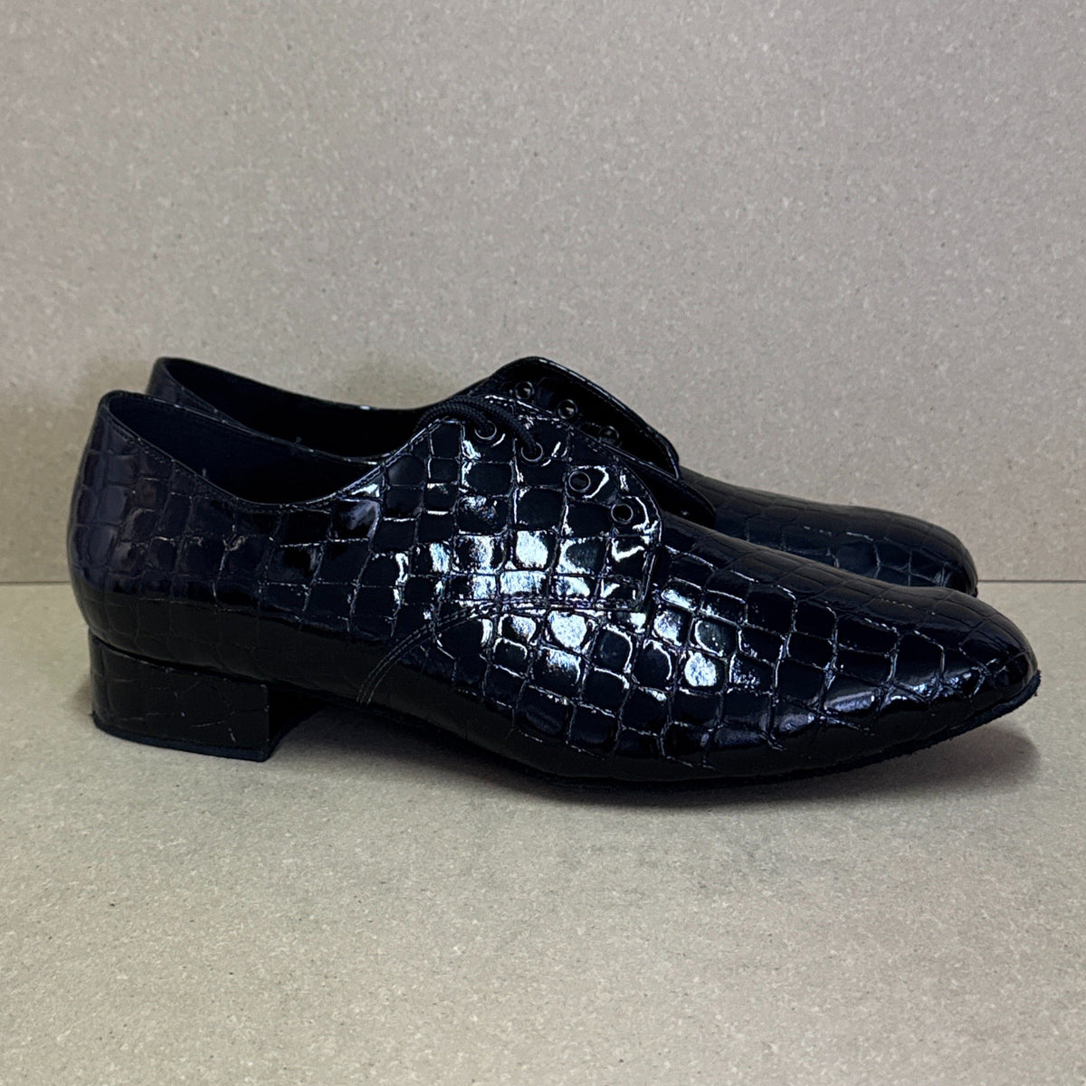 Kelly Black Croc - Size 8 (DSM1)